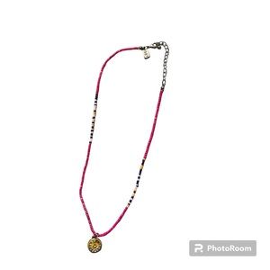 ✌🏼AEROPOSTALE: Girl’s OS, beaded peace sign symbol necklace, preowned.